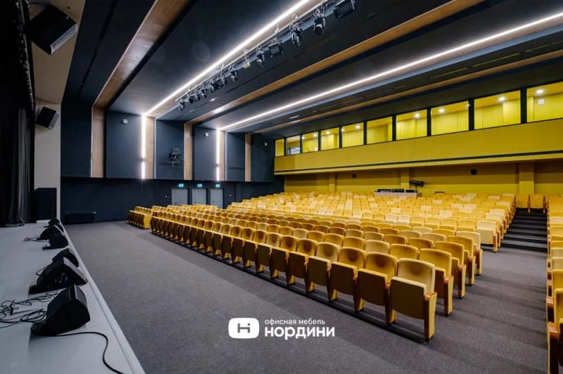 Школа № 165 по улице Бондаренко