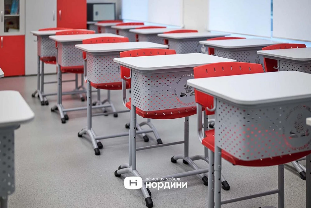 Школа в Апастово