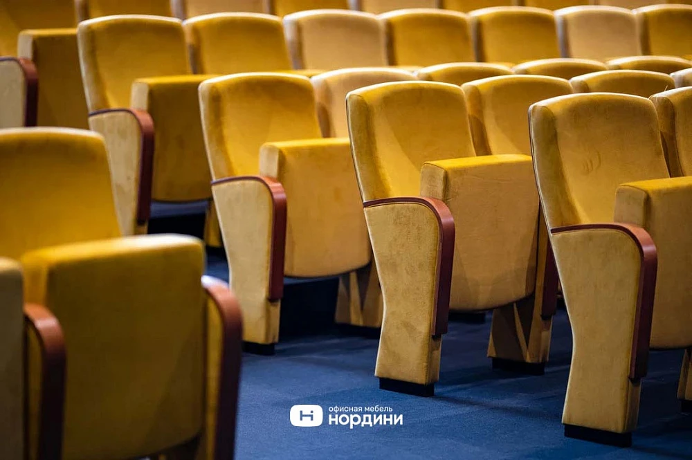 Школа № 165 по улице Бичурина